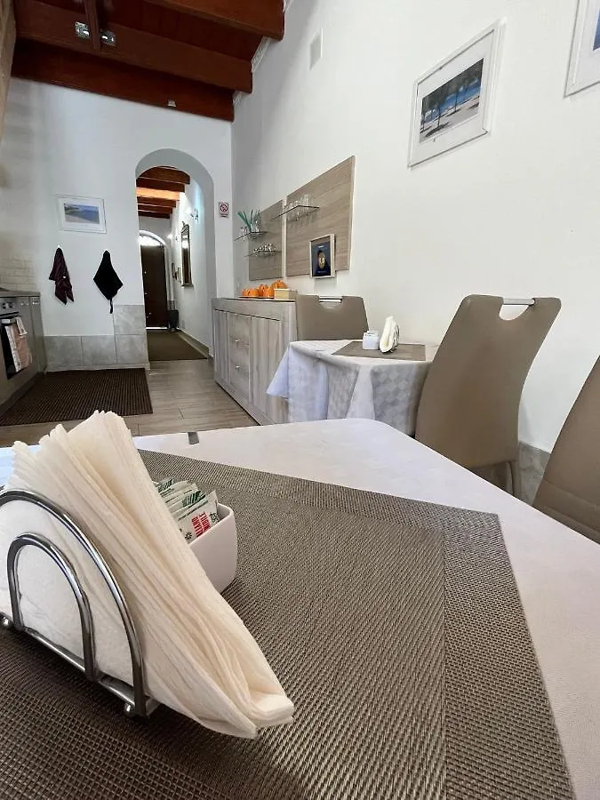 Affittacamere Vicino Al Porto Porto Torres Bed & Breakfast