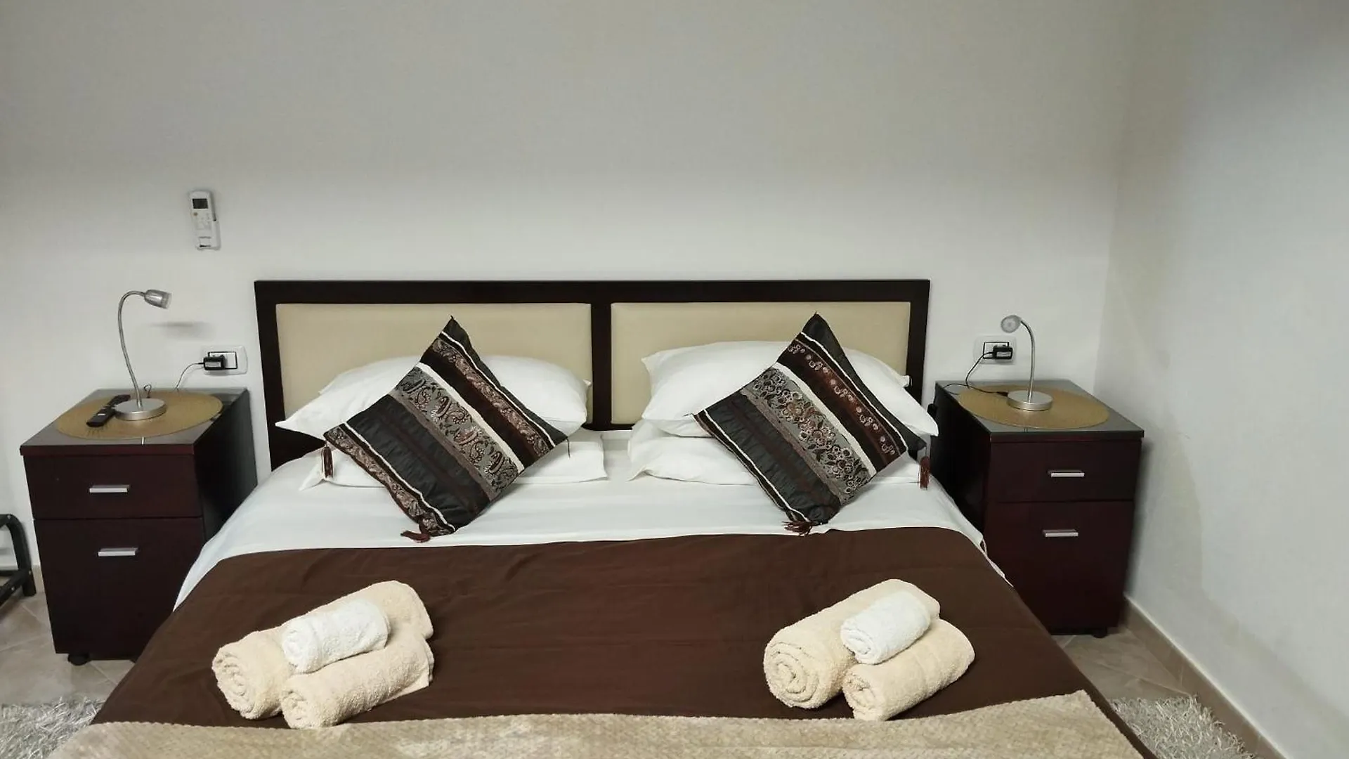Affittacamere Vicino Al Porto Porto Torres Bed & Breakfast